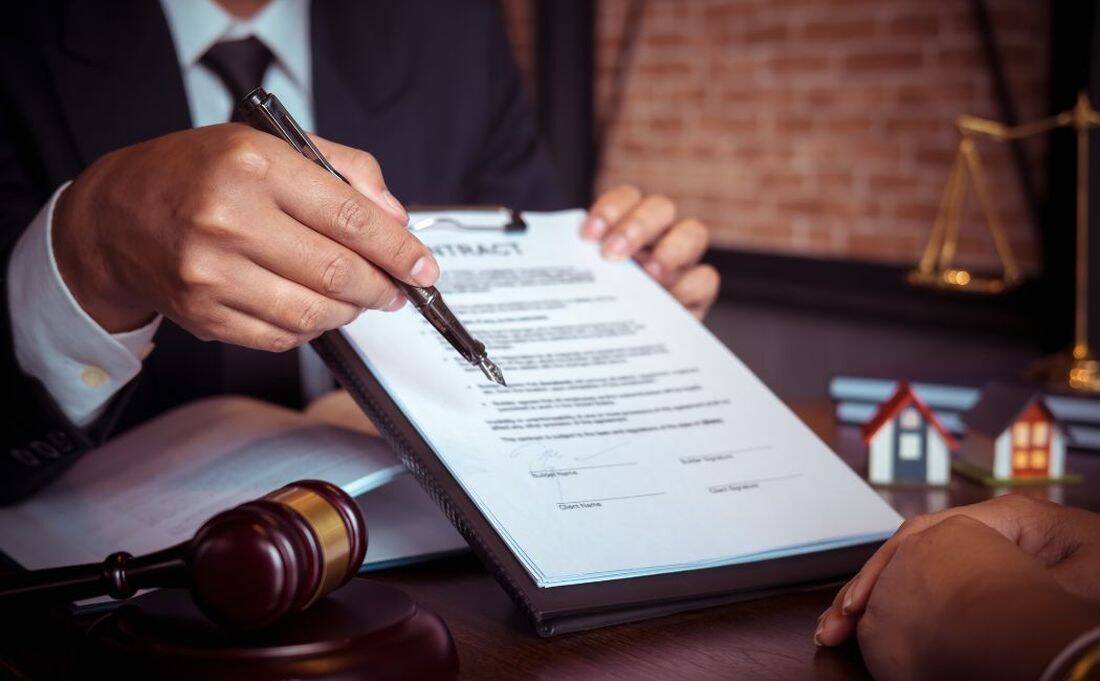 Jakie korzyści niesie współpraca z adwokatem?