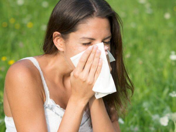 Czy istnieją naturalne sposoby na łagodzenie objawów alergii?