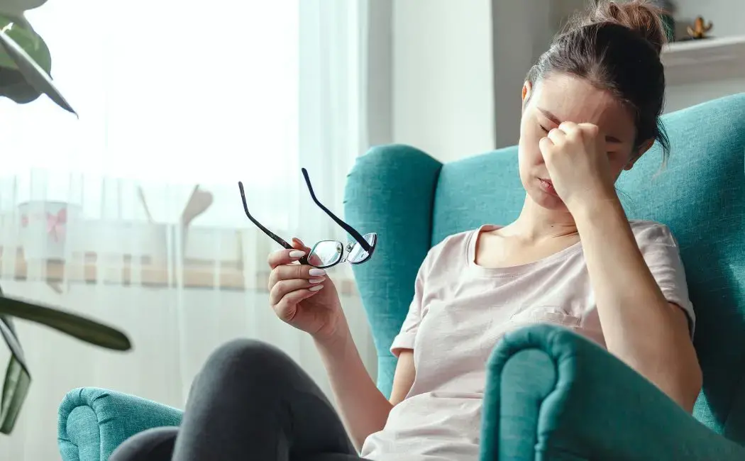 Jak radzić sobie z migreną? Poznaj strategię leczenia!